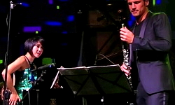 Modern Sky Lab, Yellow Lounge