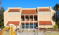 De Anza College, Flint Center